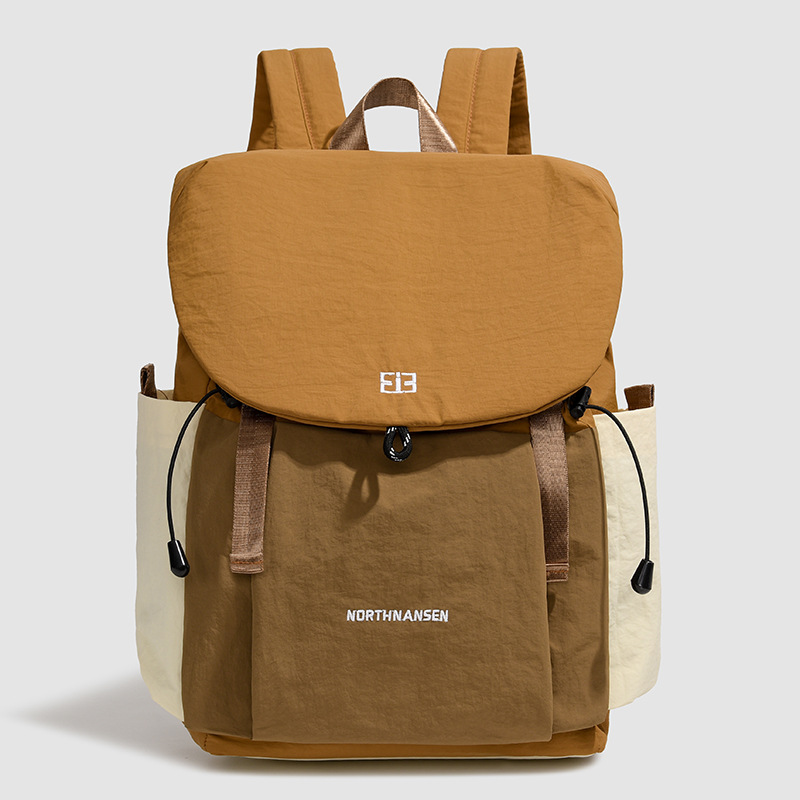 悅生活--GoTrip微旅行 輕盈撞色雙肩背包B款