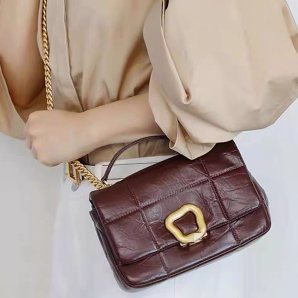 山下有松Songmont 奢華巧克力小方包